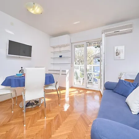Apartment Andrea Mit Stadtblick